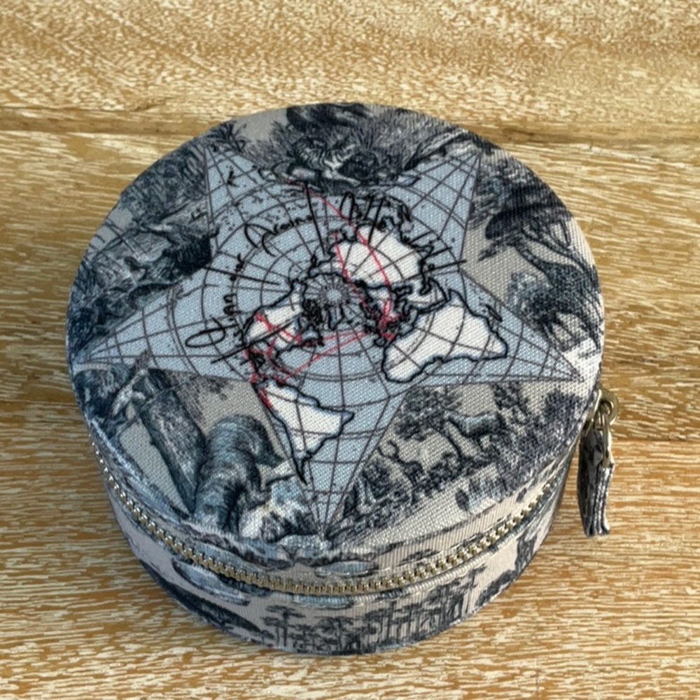 Dior Gray and Blue Around The World Travel Jewelry Case with Intricate Design - Picture 2 of 6